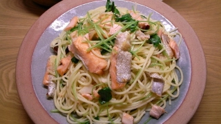 鮭のハラスでパスタ