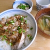 鶏肉飯、白子ポン酢、里芋と小松菜の味噌汁