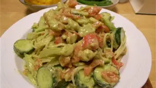 アボカドの冷製パスタ