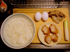 惣菜のかつ、舞茸、長ネギ、卵、ご飯