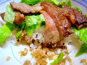 大トロ級の脂とわさび醤油がしみたご飯の悦楽