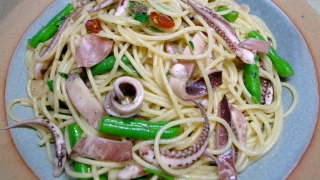 イケげそとインゲンのパスタ