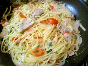 茹で汁多めのソースを、固めに茹でたパスタに吸わせるような感じになった