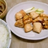 鶏胸肉のニンニク醤油焼き、根菜煮