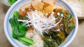 豚の角煮丼