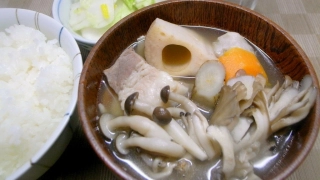 根菜きのこ汁