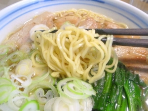 インスタントながら美味い
