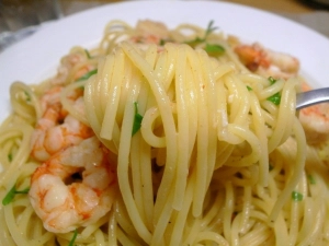 ソースを吸って柔らかめのパスタとなったが、これはこれで美味い