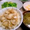 ホタテとブロッコリー茎の炊き込みご飯、菜の花と卵の炒め物