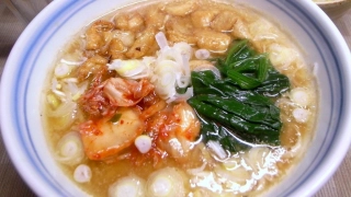 鶏皮キムチ味噌ラーメン