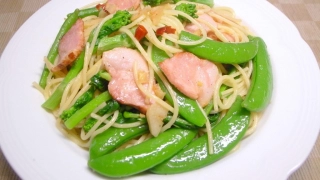 スナップエンドウと菜の花のパスタ