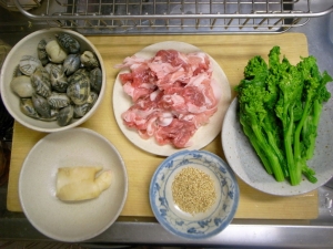 豚肉、アサリ、茹で菜の花、新生姜、白ごま