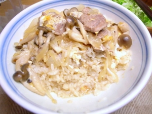 手軽で美味しい、それが丼の王道