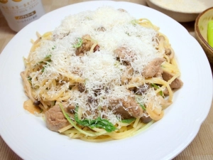 鶏レバーとパルミジャーノ・レッジャーノの濃厚パスタ