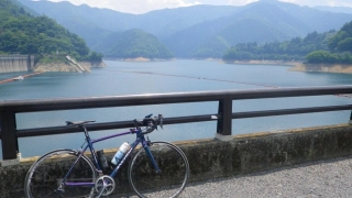 奥多摩湖到着