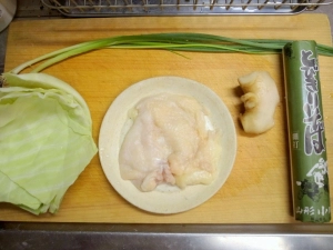 鶏皮、新生姜、万能ねぎ、キャベツ、蕎麦