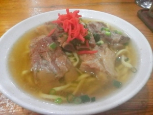 ソーキそば・特　730円