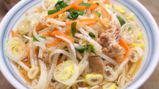 もやしとニラの醤油ラーメン