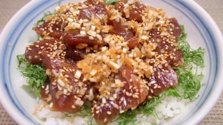 鰹のづけ丼