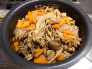 普通に炊飯して出来上がり