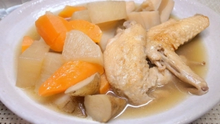 鶏手羽先と根菜の煮物【圧力鍋で楽々】