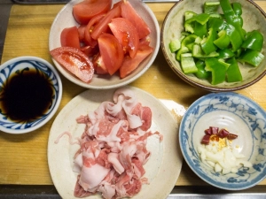 トマトはくし切り