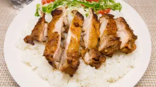 ジャークチキンとライスのワンプレート