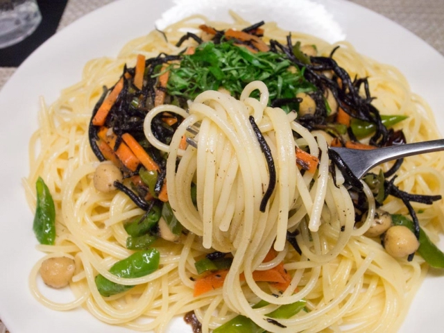 ひじきと青唐辛子のパスタ１