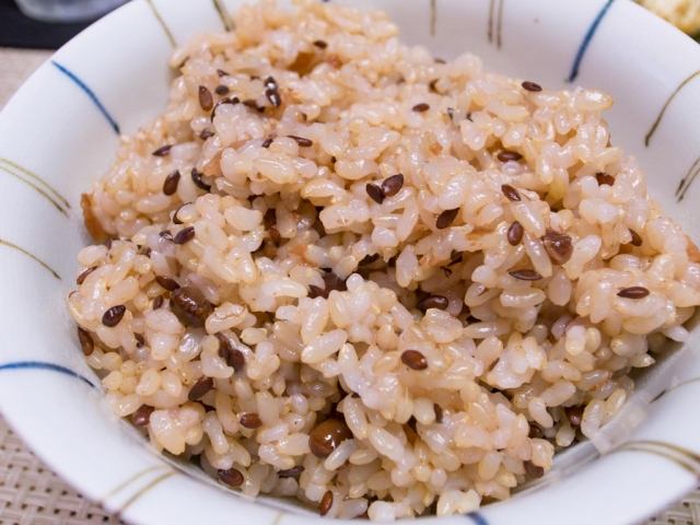 黒大豆と亜麻仁入りの玄米ご飯
