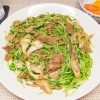 ソイミートと豆苗の炒め物