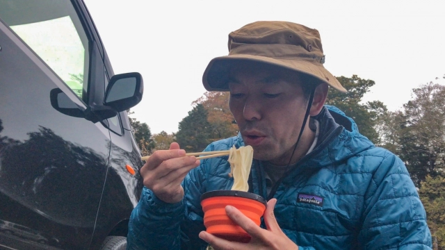 うどんで腹ごしらえ３
