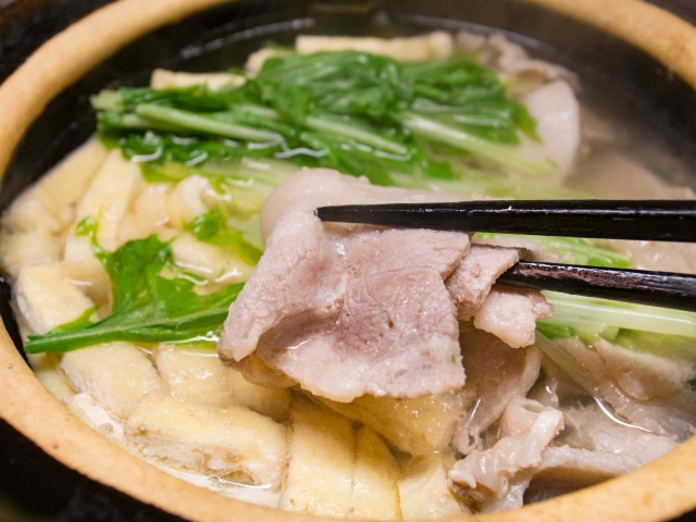 豚バラ肉と水菜の鍋２