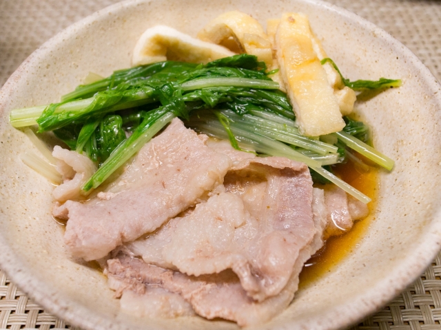 豚バラ肉と水菜の鍋３