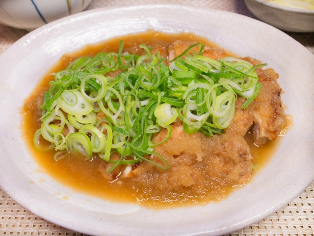 鶏もも肉のおろし煮