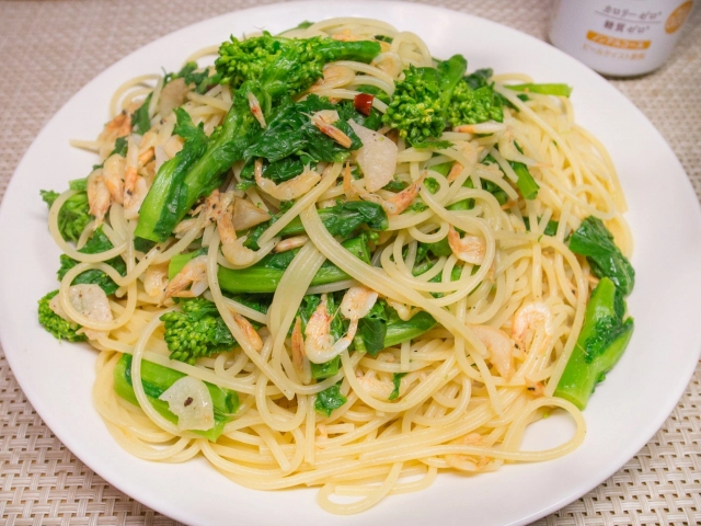 菜の花と桜エビのパスタ