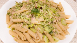 ブロッコリーとツナのパスタ
