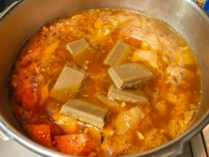 カレールーを加える