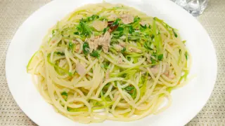 豆苗とツナのパスタ