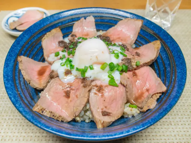 ローストビーフ丼