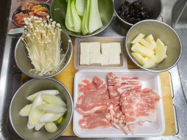 火鍋 無印良品 レトルトをつくってみた Run To Be Sober