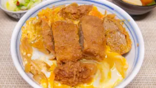 メンチカツ丼