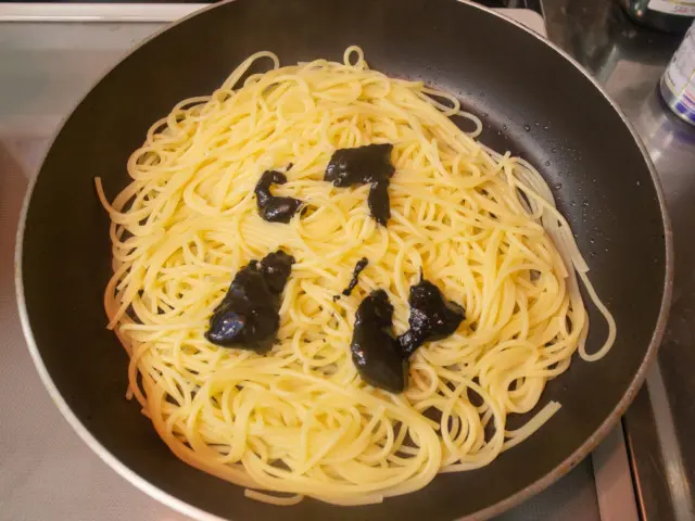 茹でたパスタに和えるだけ