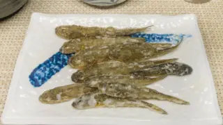 ハゼの唐揚げ