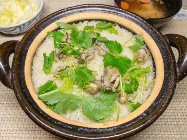 牡蠣ご飯