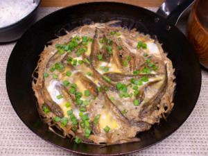 フライパンで作るハゼの柳川鍋