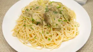 焼き茄子とたらこソースのパスタ