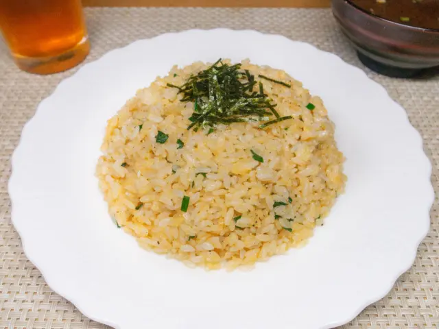 市販のソースで簡単たらこチャーハン