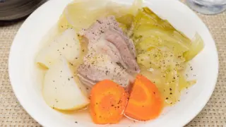 シャトルシェフでつくる塩豚のポトフ