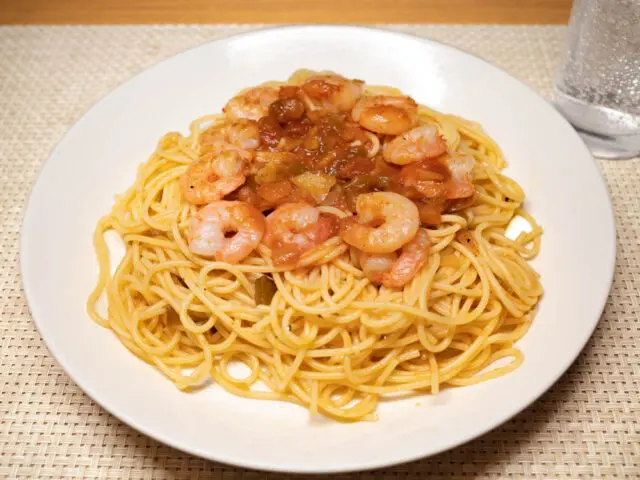 海老とホットサルサのパスタ、できあがりの写真