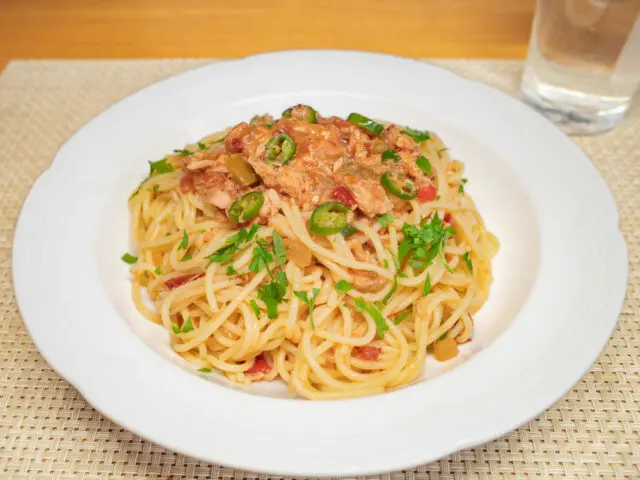 ツナとサルサと青唐辛子の冷製パスタ